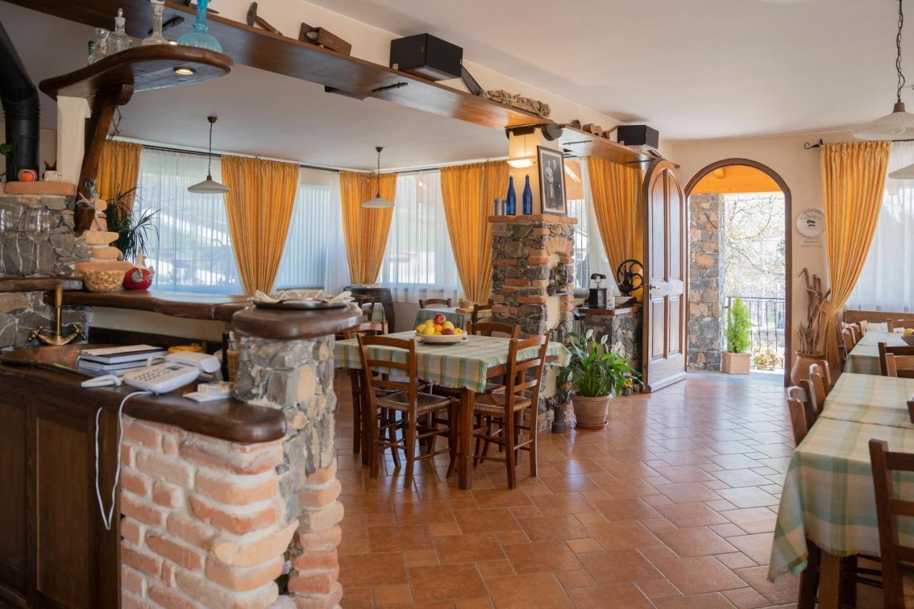 028 - Agriturismo "Il Boschetto" Con Piscina, Pace E Natura - Camera Familiare Cavizzano Extérieur photo