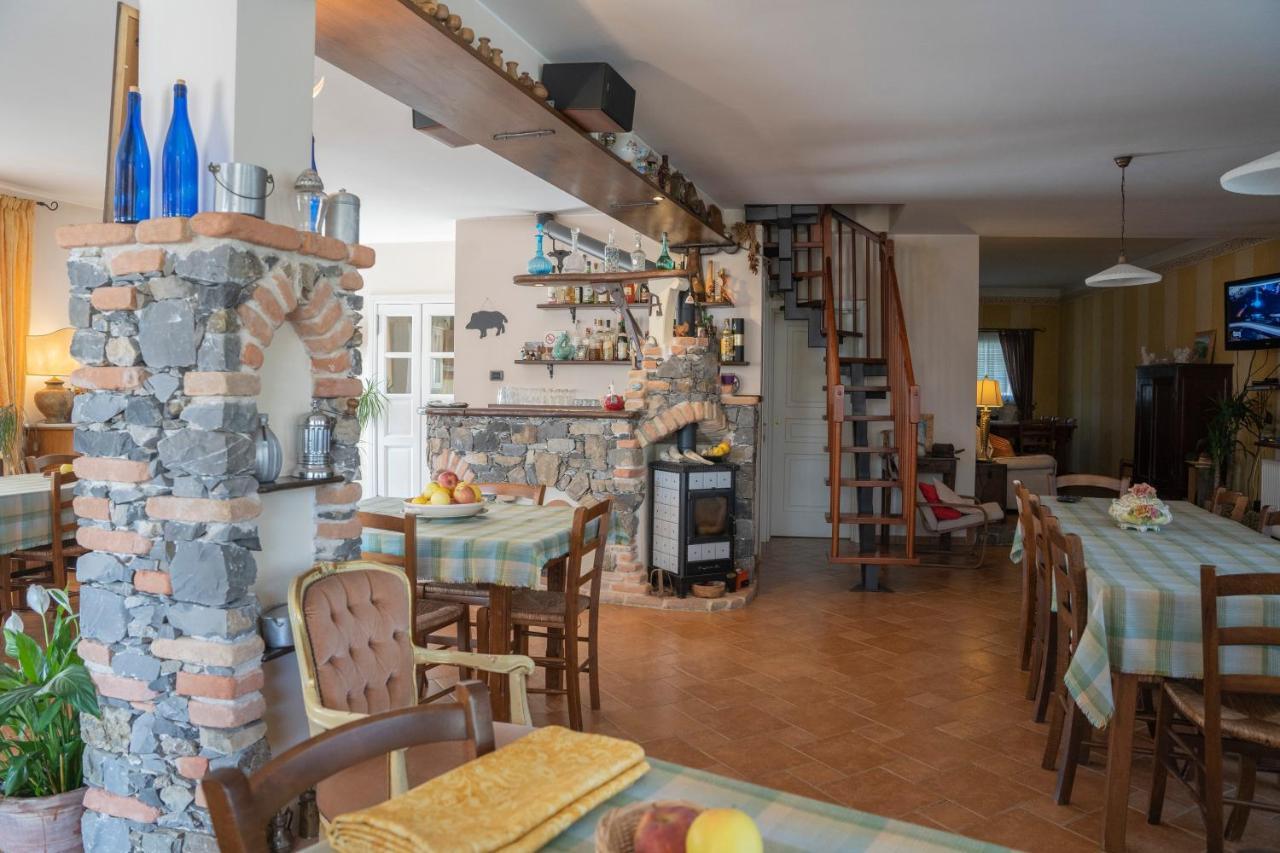 028 - Agriturismo "Il Boschetto" Con Piscina, Pace E Natura - Camera Familiare Cavizzano Extérieur photo