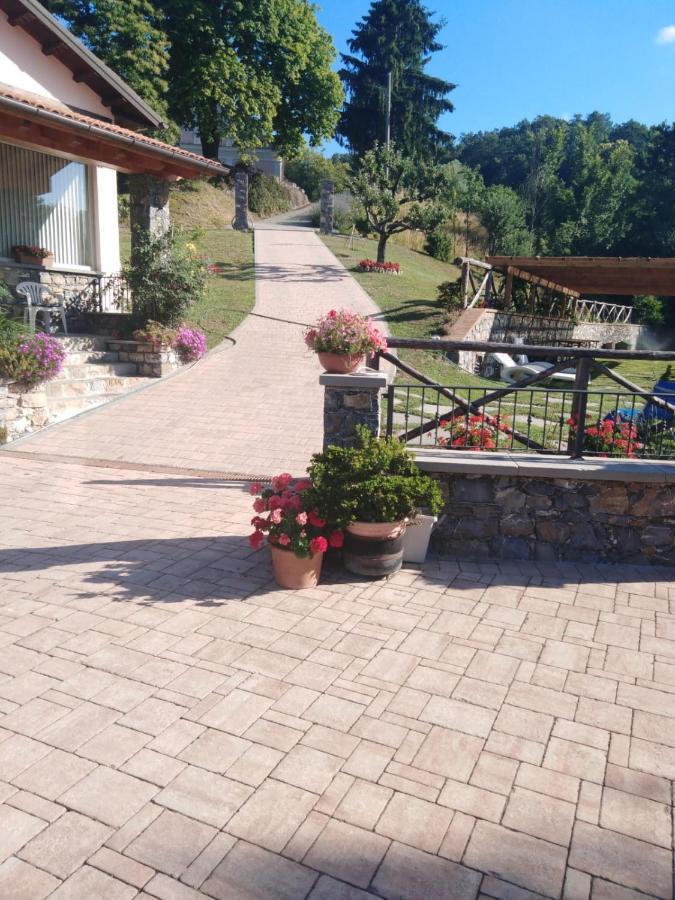 028 - Agriturismo "Il Boschetto" Con Piscina, Pace E Natura - Camera Familiare Cavizzano Extérieur photo